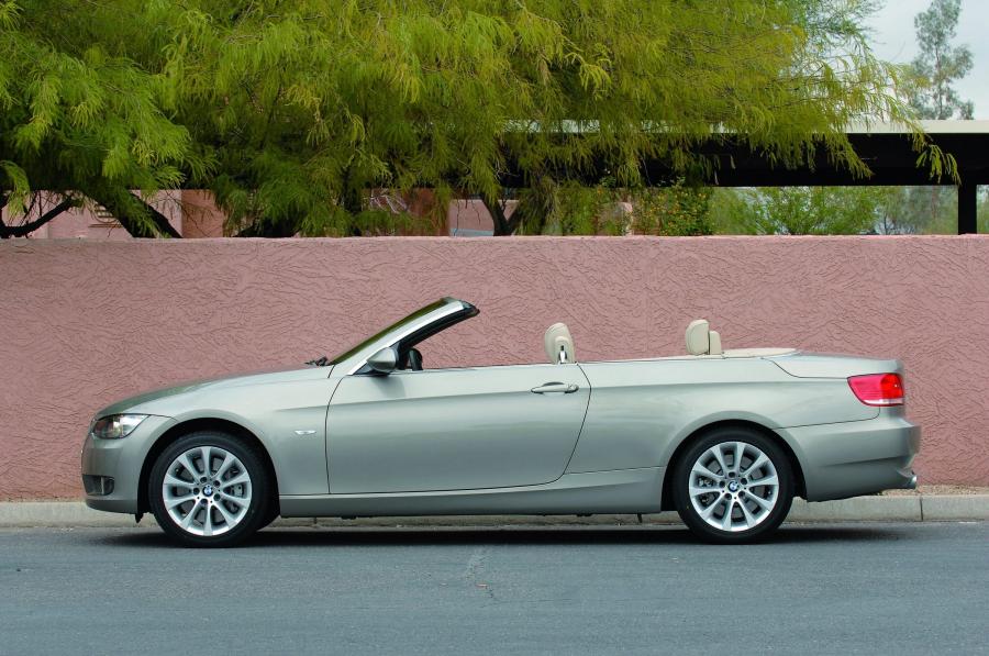  BMW 3-Series Convertible 2007 года  (фото 115 из 239)